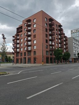NA PRENÁJOM 3 IZBOVÝ BYT S PARKOVANÍM BRATISLAVA - 19