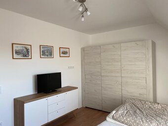 Nadštandardný 2-izbový byt 65m2 so samostatnou kuchyňou - 19
