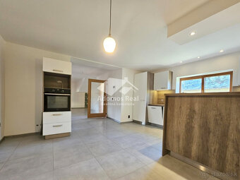 6-IZBOVÝ RODINNÝ DOM KOŠICE - OKOLIE / VALALIKY - 19