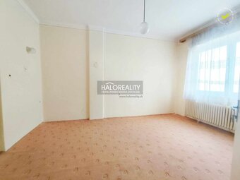 HALO reality - Predaj, komerčný objekt Pukanec, s bytovou je - 19