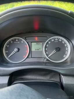 Škoda Fabia 2 Hatchback 1.4 MPi - 19