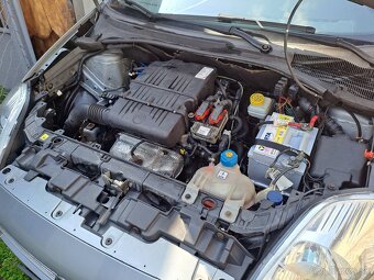 Fiat punto 1.2 48kw   grande punto - 19