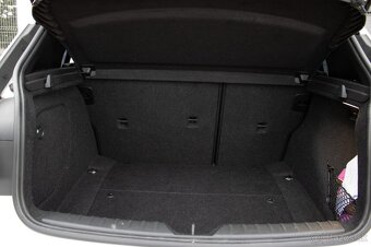 BMW Rad 1 118d A/T, 110kW, A8 - 19