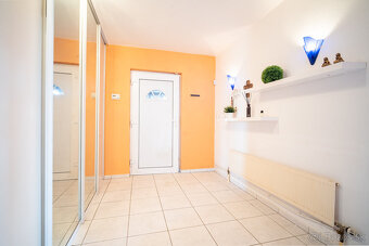 Na prenájom rodinný dom v Nitre - časť Zobor - 19