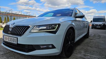 Škoda Superb Combi 2.0 TDI 190k 4x4 Style DSG EU6 - 19
