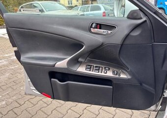 Lexus IS IS 220d 130KW,EXCLUSIVE,KUZE nafta manuál 130 kw - 19