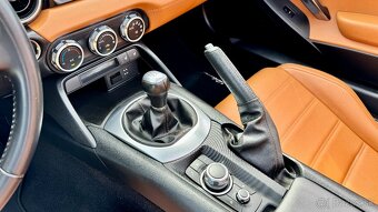 Fiat 124 Spider 1.4 TURBO naj. 22.000km - 19