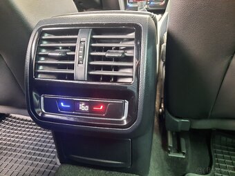 VW Passat Variant Var. Elegance R-Line 2.0 TDI DS7 - 19