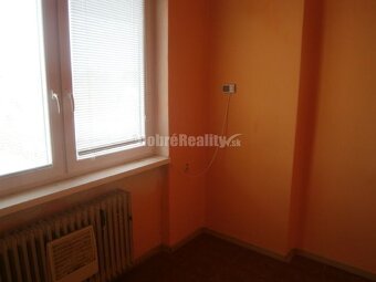 Rodinný dom v centre mesta Hurbanovo na predaj  - 19