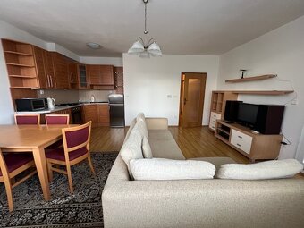 3 izb. byt v Lamači, HEYROVSKÉHO ul. - 19