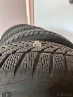 Predám zimné pneumatiky Goodyear 235/50R19 103V  - 4 ks - 19