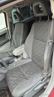 Dodge Caliber 2,0CRD CR 103kw - 19