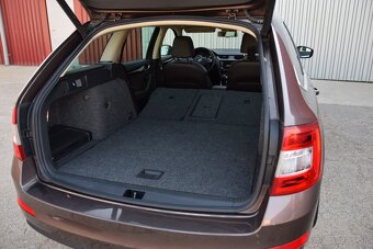 Škoda Octavia Combi 2.0 TDI L&K 4x4, ÚPLNÁ SERVISNÁ HISTÓRIA - 19