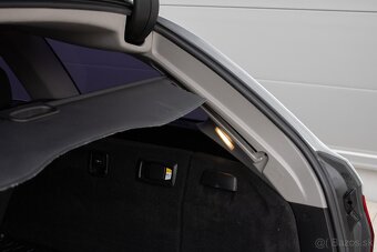 BMW 520d 190k F11 LCI - NOVÝ MOTOR - 19