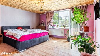 Priestranný 7 izbový rodinný dom s 640m2 pozemkom – Strečno - 19