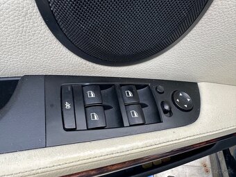 Rozpredam bmw 330i e91 - 19