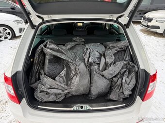 Škoda Superb Combi 2.0 TDI CR 140k Elegance DSG - 19