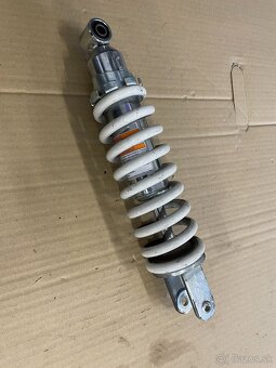 suzuki sv650 klapka  rele stupačka stojan tlmič - 19