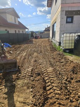 Ponúkame výkopové a stavebné práce BB - 19