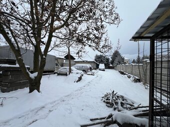 Rodinný dom/predajňa - 19