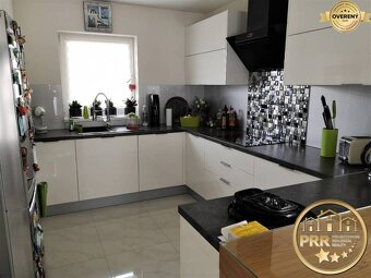 BUNGALOVY S FOTOVOLTAIKOU A TEPEL.ČERPADLOM v obci Podlužany - 19
