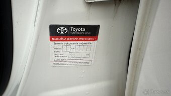 Toyota Hilux DC 2.4 I D-4D Live 4x4 - 19