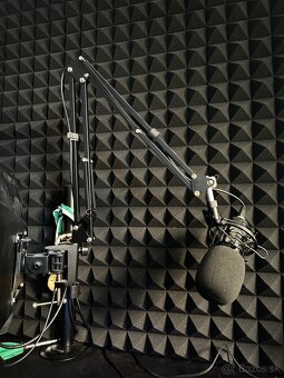 Herny PC + HyperX sluchadla a Studiovy mikrofon - 19