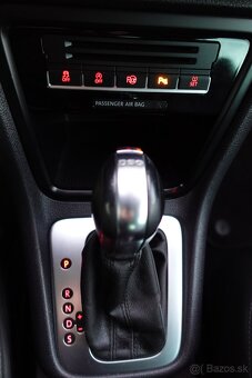 VW Sharan 2.0 TDI DSG HIGHLINE 7 miestny - 19