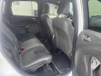 FORD KUGA 2.0 TDCI 4x4 ST-line 150PS - 19