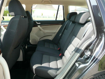Škoda Octavia Combi 2.0 TDI CR DPF Elegance - 19