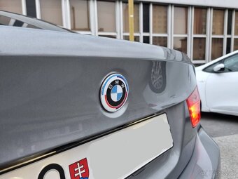 ZNAK BMW Logo znak emblem BMW nove logo - 19