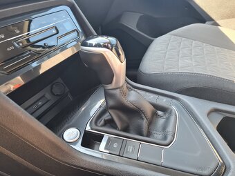 VOLKSWAGEN TIGUAN 2.0 TDI EVO LIFE DSG/ MOŽNÝ ODPOČET DPH - 19