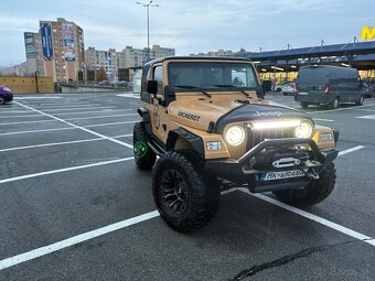 JEEP WRANGLER CHRYSLER - 19