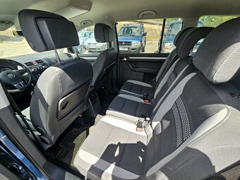 Volkswagen Touran 2.0 TDI Comfortline DSG - 19