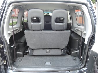 Mitsubishi Pajero 3,2 Di-D Aut. 4x4 Kůže 7.míst ČR 2006 - 19