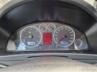 Volkswagen Multivan 2.5 TDI Highline tiptronic - 19