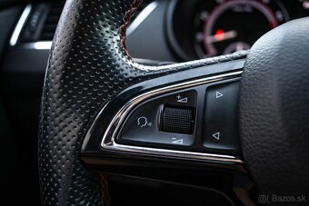 Škoda Octavia Combi 2.0 TSI RS 230 DSG - 19