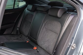 Škoda Superb III Sportline 2.0TDI /Webasto/Panorama/DCC - 19