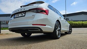 ❗️ŠKODA SUPERB COMBI 2.0TDI SPORTLINE 4×4 VIRTUAL,KAMERA, - 19