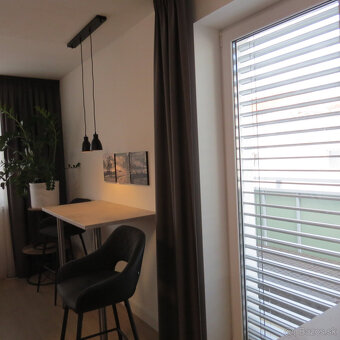 SENEC – NA PRENÁJOM - exkluzívny 3 izbový byt v novostavbe v - 19