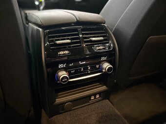 BMW 520d Touring 140kW xDrive AT/8 - 19