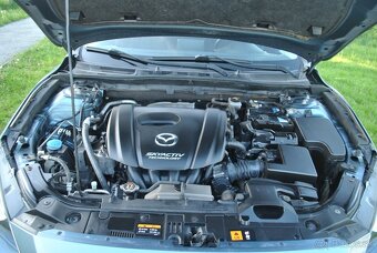 Mazda 3 1,5i  Skyactiv G100 ,Kúpená v SR,129 500km,1.Majiteľ - 19