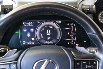 Lexus ES300h - 19
