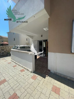 Predaj apartmán so záhradou, blízko pieskovej pláže, Chorvát - 19