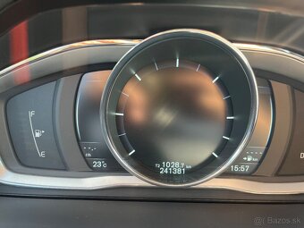 Volvo XC70 D4 AWD Summum 2.4 - 19
