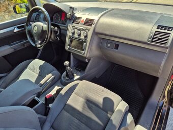 Volkswagen Touran 1.4 TSI 2009 - 19
