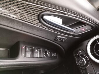 Alfa Romeo Stelvio 2.2 154kw Q4 VELOCE TI , odpočet DPH - 19