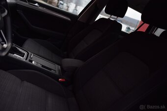 VW Passat Variant 2.0TDI BUSINESS 1.MAJITEL, SERVIS LEN VW - 19
