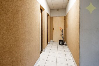 Predaj, zabehnutá prevádzka pohostinstva v obci Sielnica med - 19
