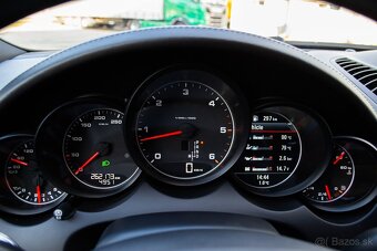 Porsche Cayenne 3.0 TDi Diesel Tiptronic S - 19